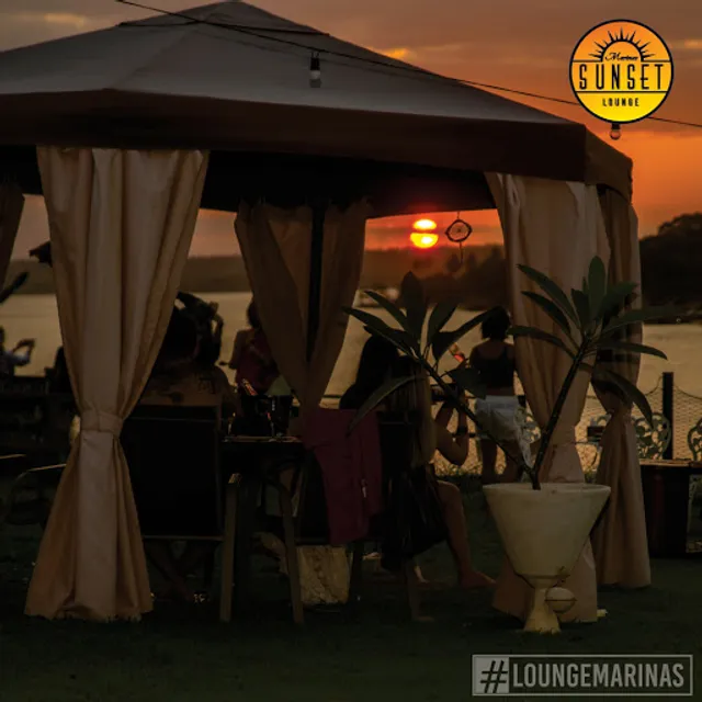 Lounge Sunset Marinas