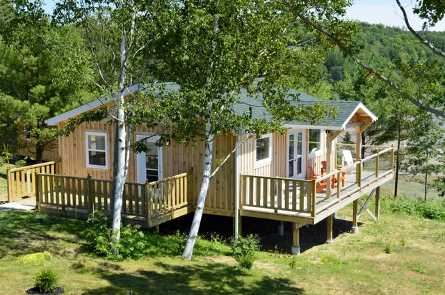 Still Point Lodge & Cottages