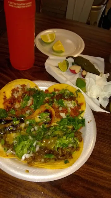 El Michoacano Tienda y Taqueria