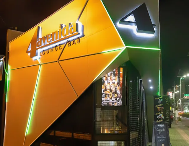 4 Avenida Lounge Bar e Tabacaria
