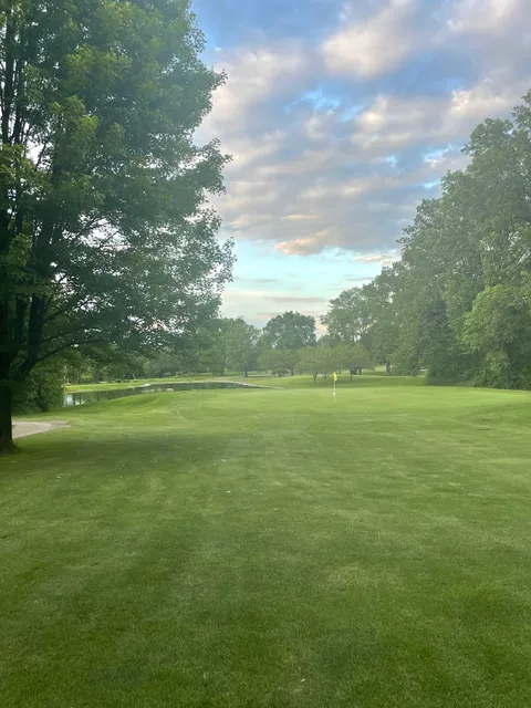 Willow Run Golf Course Inc