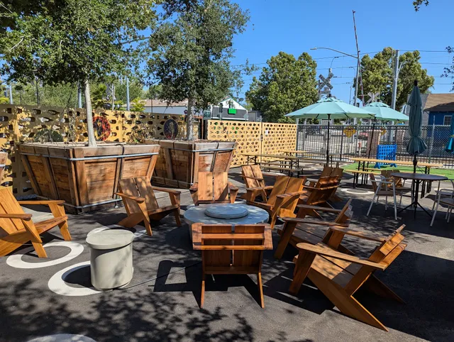 Hapa's Brewing Company