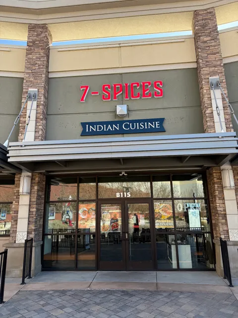 7-Spices Indian Restaurant & Tap House