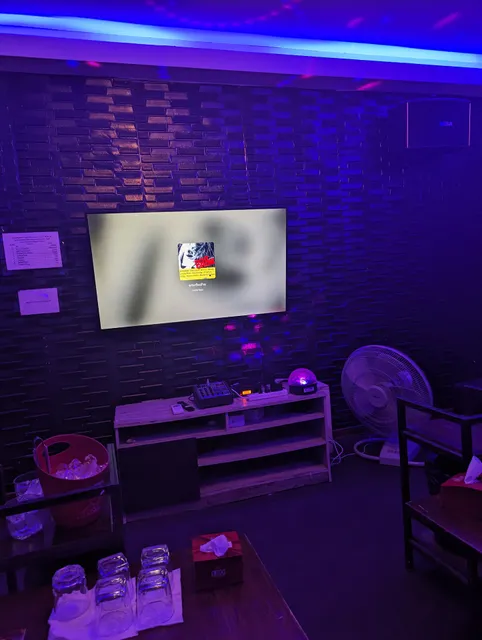 Full House Club รังสิตคลอง4 ธัญบุรี