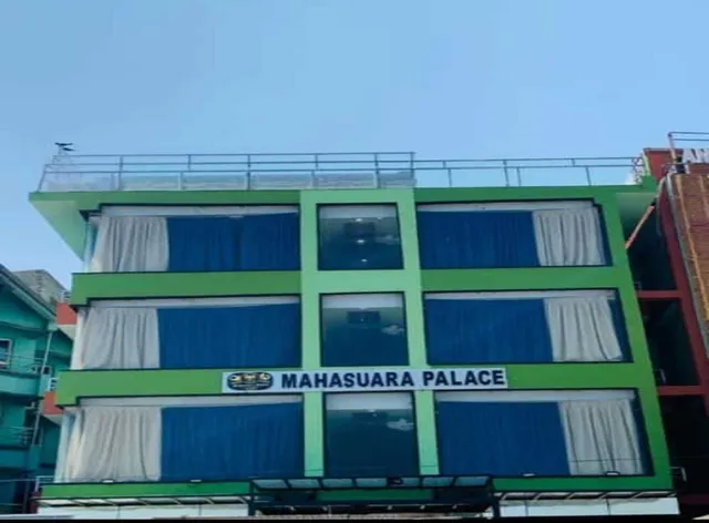 OYO 15915 Hotel Star Inn