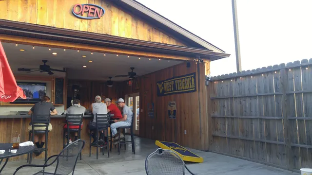 3rd Base Sports Bar & Grille