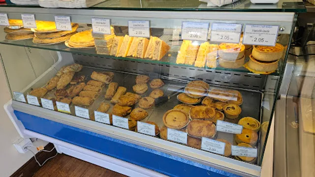 Glenton's Bakery Ltd