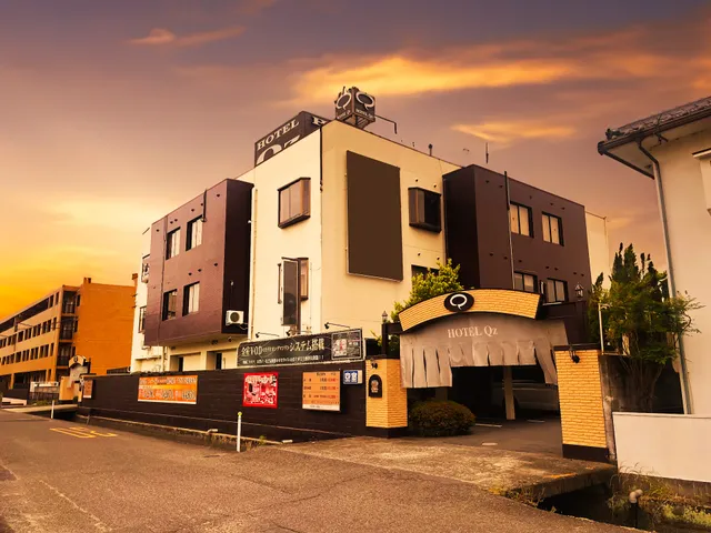 HOTEL Qz (ホテル クージー)