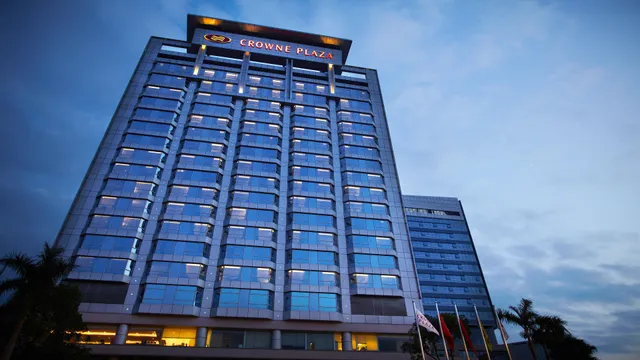 Crowne Plaza Zhongshan Wing On City