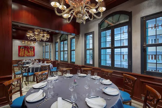 Vietnam House Restaurant