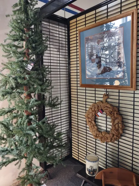 THRIFTY PICKINS' & Buckies