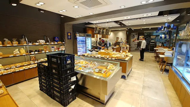 Paris Baguette