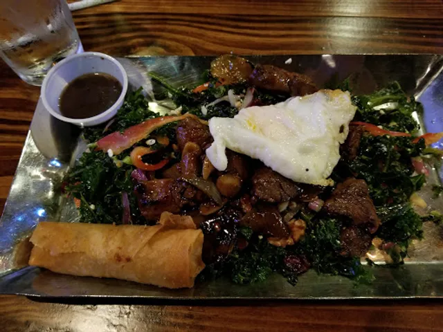 Hughie's Tavern & Viet Grill