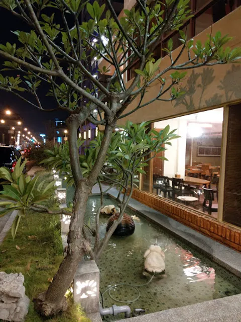 Sky Elephant Thai Restaurant