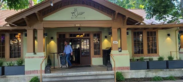 Chase's Place Cocktails + Kitchen