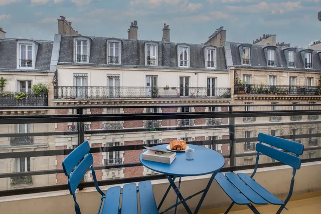 Montmartre Paris Suite