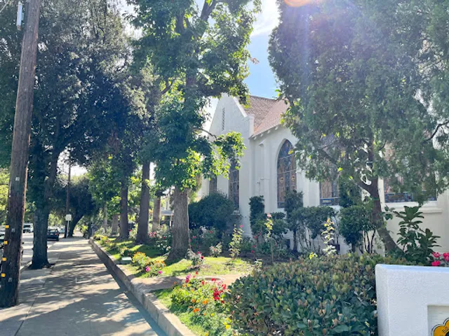 Tai Ji Men Qigong Academy