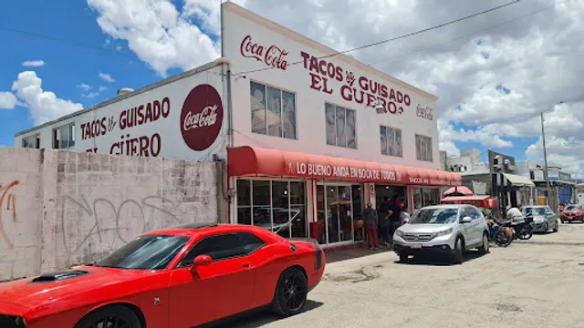 Tacos de Guisado “El Güero”