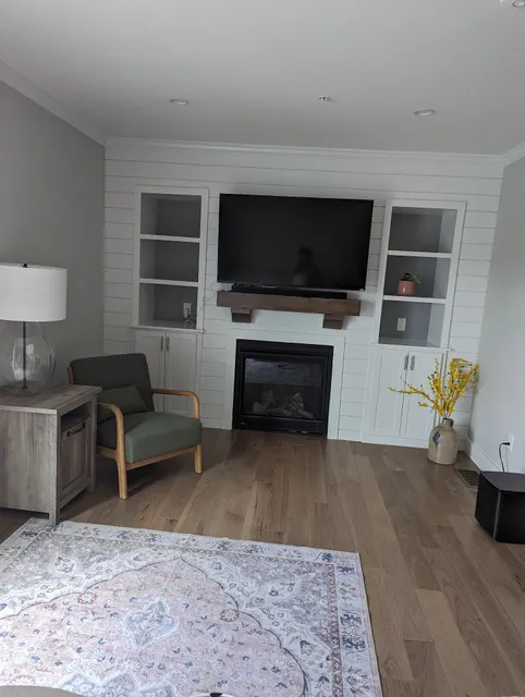 Topline TV Mounting and Home Theater Services