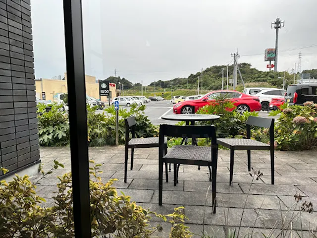 Starbucks Coffee - Hitachi Sea Mark Square