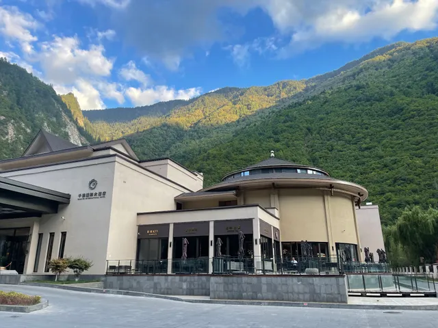 Qianhe International Hotel （North Gate）