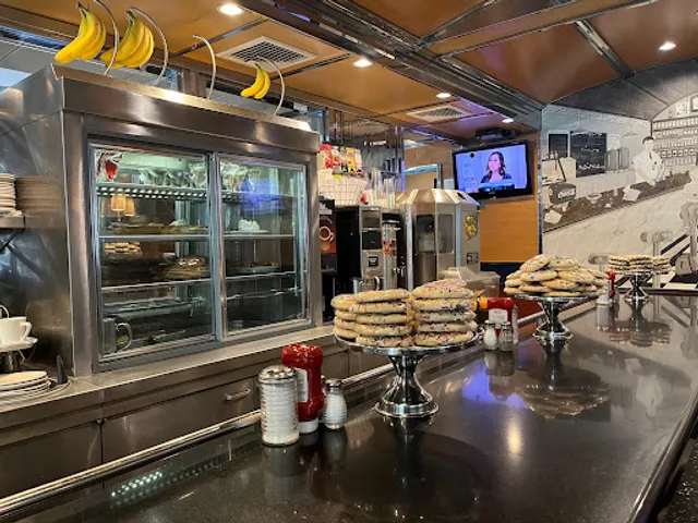 Landmark Diner