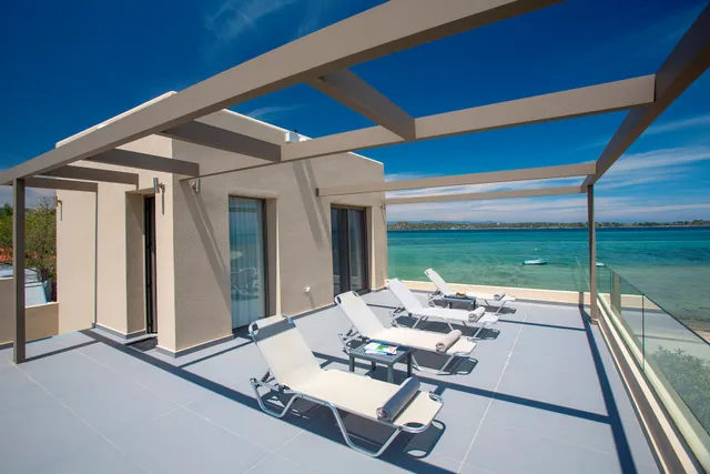 Tiamo Secrets - Beach Front Villa