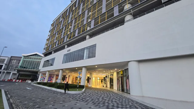 Sunsuria Forum Residential Suites/SOHO Suites, G Floor.