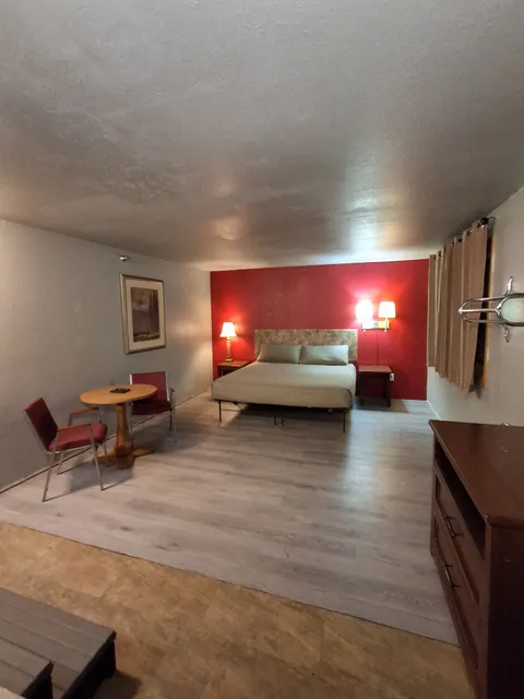 Cyclone Lodge By Fresh Stay LLC