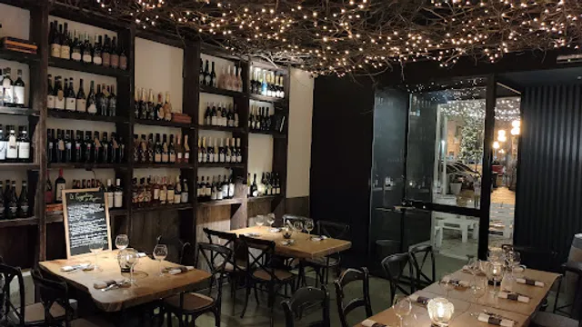 Cantina Maya - Tapas & Assassina
