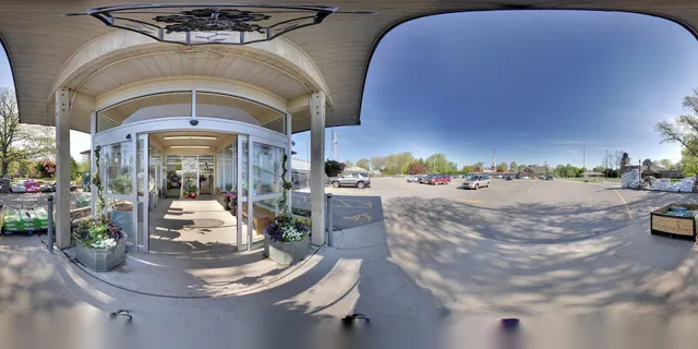 Romence Gardens & Greenhouses