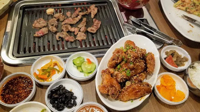 BAPS Home Style Korean BBQ Cuisine 밥스 식당