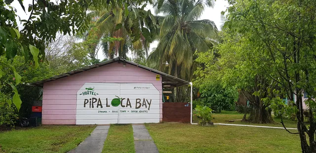 Pipa Loca Bay