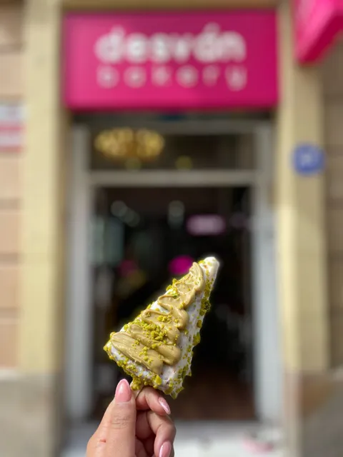 DESVÁN BAKERY | Born