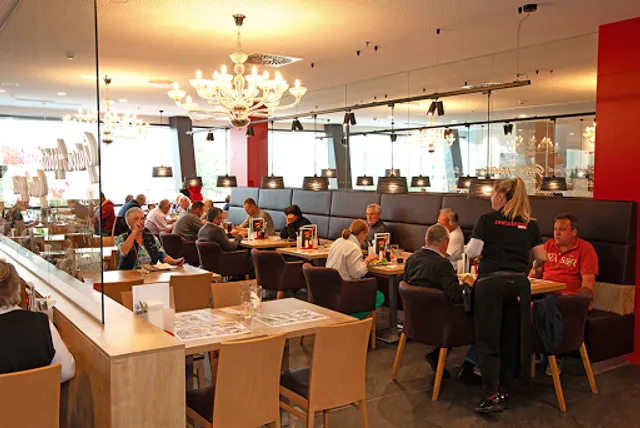 XXXLutz Restaurant Wien 15