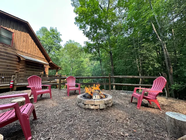 Aska Adventure Cabin