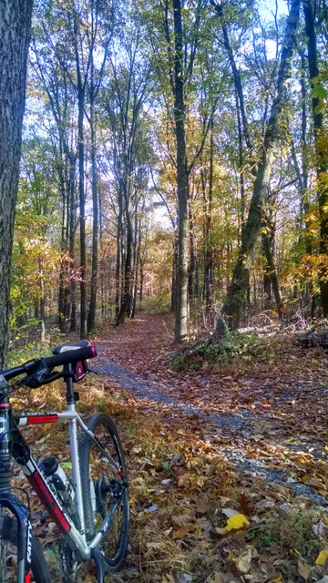 Plainfield Township Trail - Edelman's Trailhead