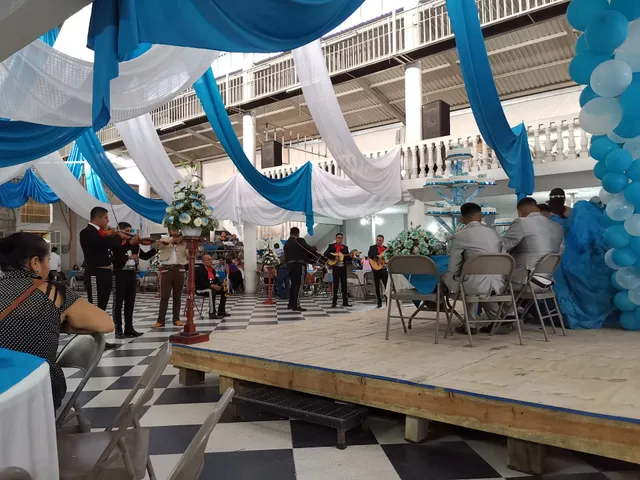 Salon De Fiestas Casa Blanca 2