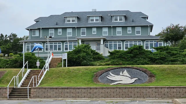 Edgar Cayce's A.R.E. Health Center & Spa