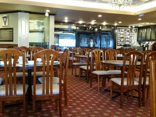 Central Grand Restaurant