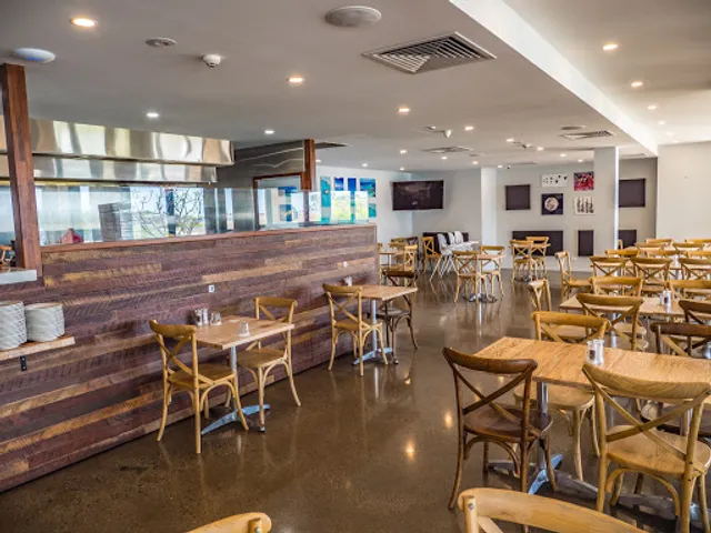 La Marina Italian Restaurant & Bar