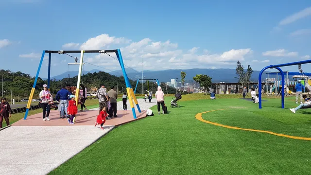 Shanshuilu Ecological Park Playground