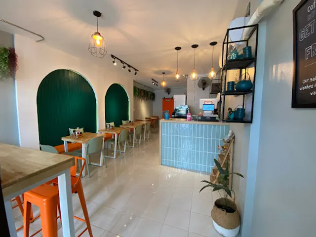 BUZZ Organic Food & Drink