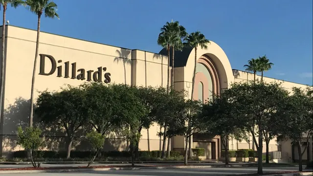 Dillard's