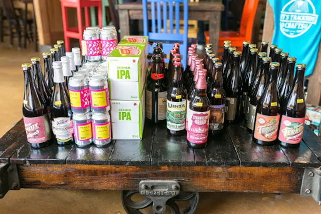 Kit’s Trackside Crafts