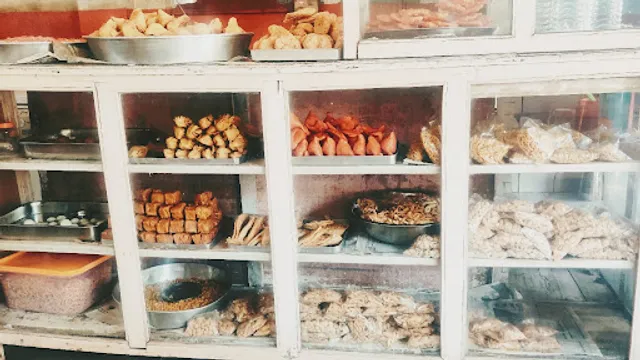 Sharma Hotel, Churachandpur