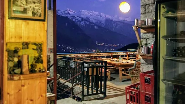 Rocky's Cafe