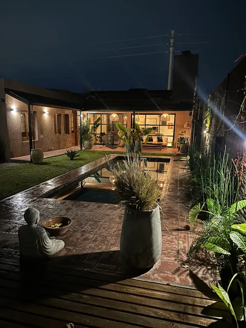 Tanah Host - Guest House