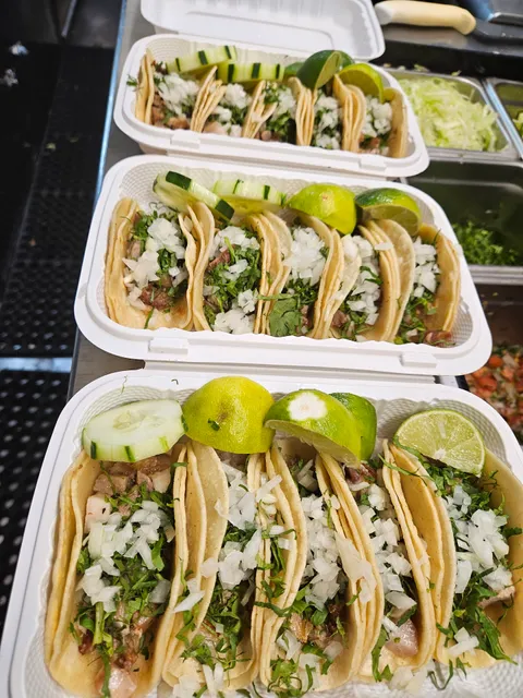 Tacos un cholito en New York