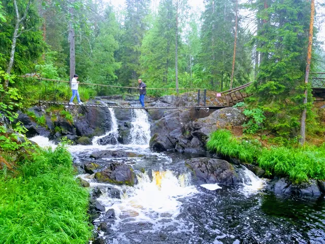 Ruskeal'skiye Vodopady